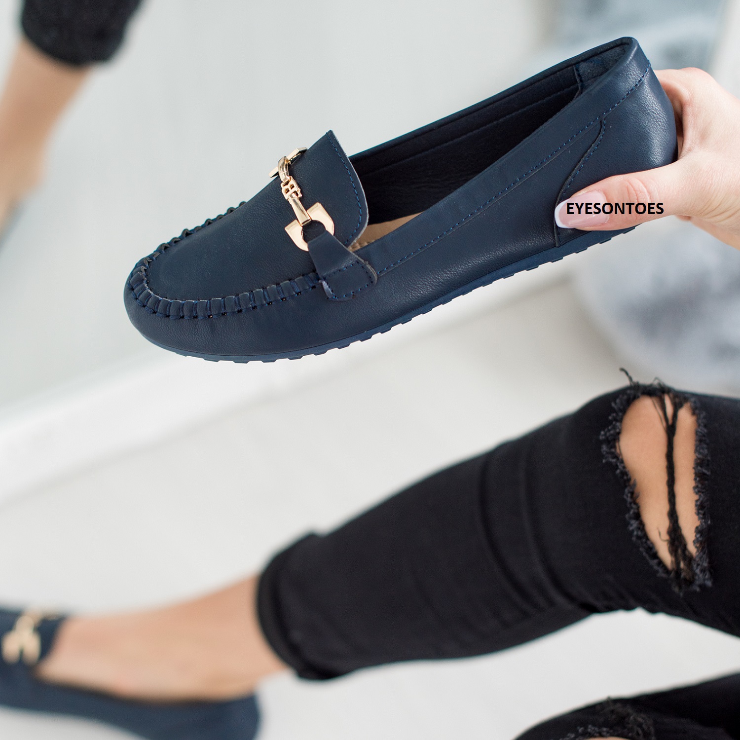 womens comfy flat work shoes